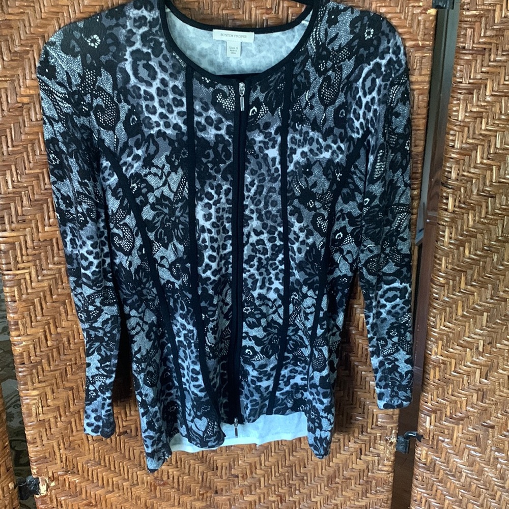Leopard Zip up sweater
